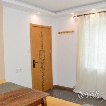 青岛依山原舍民宿酒店提供图片