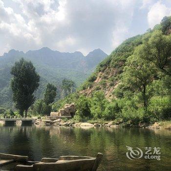 北京琉璃山水民俗餐厅酒店提供图片