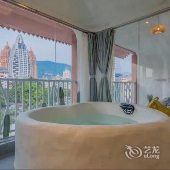 圣·Milan设计师酒店(西双版纳景洪告庄西双景星光夜市店)酒店提供图片