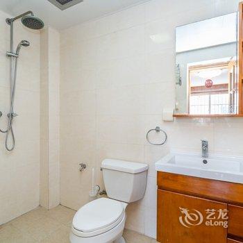 青岛张女士123公寓酒店提供图片