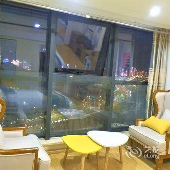 的滨海民宿(东港路分店)酒店提供图片