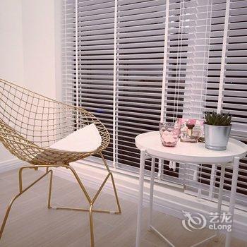 重庆橘绿澄黄公寓酒店提供图片
