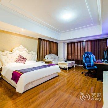 莱漫娜电竞酒店(泰安万达广场店)酒店提供图片