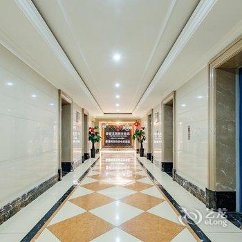 莱漫娜电竞酒店(泰安万达广场店)酒店提供图片