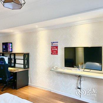 莱漫娜电竞酒店(泰安万达广场店)酒店提供图片