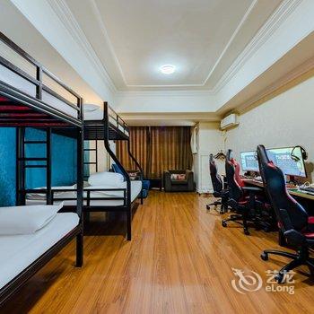莱漫娜电竞酒店(泰安万达广场店)酒店提供图片