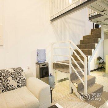 蔚蓝公寓(工业四路分店)酒店提供图片