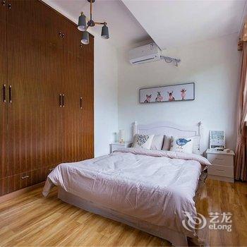 罗琴公寓(长江滨江路1号分店)酒店提供图片