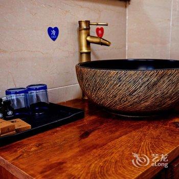 香格里拉轩缘客栈酒店提供图片