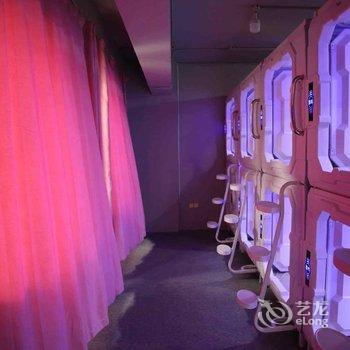 成都自由度太空舱青年旅舍酒店提供图片