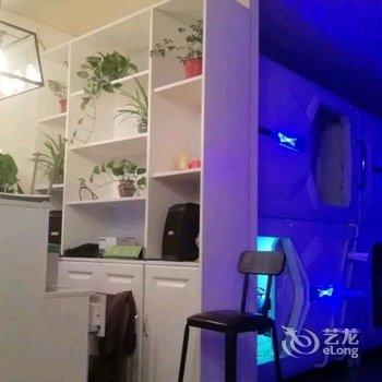 成都自由度太空舱青年旅舍酒店提供图片