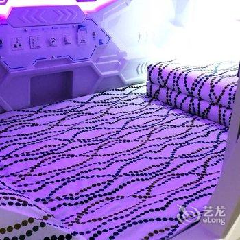 成都自由度太空舱青年旅舍酒店提供图片