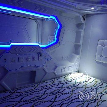 成都自由度太空舱青年旅舍酒店提供图片