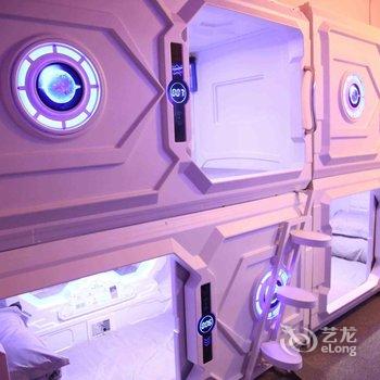 成都自由度太空舱青年旅舍酒店提供图片