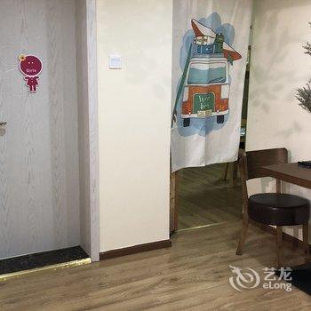 成都自由度太空舱青年旅舍酒店提供图片