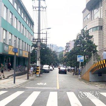 成都自由度太空舱青年旅舍酒店提供图片