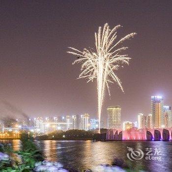 晨瑞·水韵海景影院公寓(万达广场店)酒店提供图片