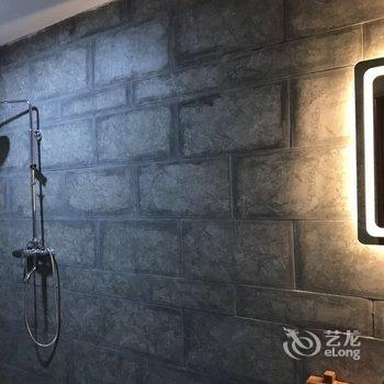普者黑叁涧庭院民宿酒店提供图片