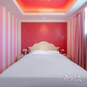 桃丝艺术酒店(南宁金湖广场地铁站店)酒店提供图片