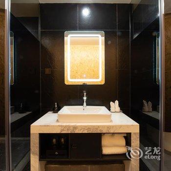 桃丝艺术酒店(南宁金湖广场地铁站店)酒店提供图片