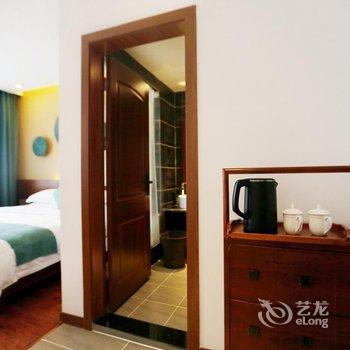 溪畔女儿家客栈(张家界千古情店)酒店提供图片