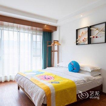 溪畔女儿家客栈(张家界千古情店)酒店提供图片