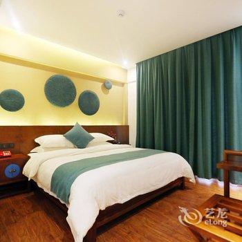 溪畔女儿家客栈(张家界千古情店)酒店提供图片