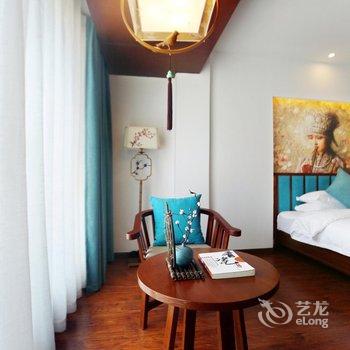 溪畔女儿家客栈(张家界千古情店)酒店提供图片