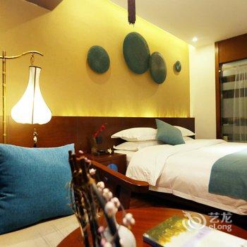 溪畔女儿家客栈(张家界千古情店)酒店提供图片