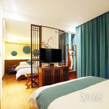 溪畔女儿家客栈(张家界千古情店)酒店提供图片