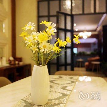 溪畔女儿家客栈(张家界千古情店)酒店提供图片