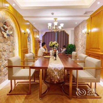 溪畔女儿家客栈(张家界千古情店)酒店提供图片