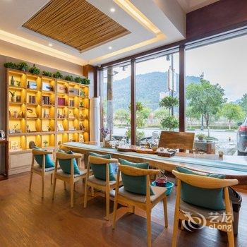 溪畔女儿家客栈(张家界千古情店)酒店提供图片