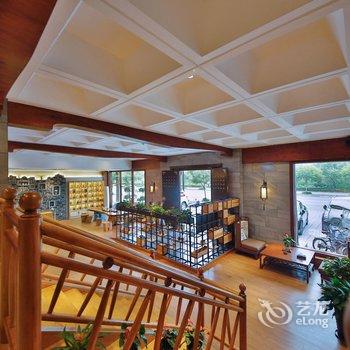 溪畔女儿家客栈(张家界千古情店)酒店提供图片