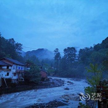 西岭雪山原山民宿酒店提供图片