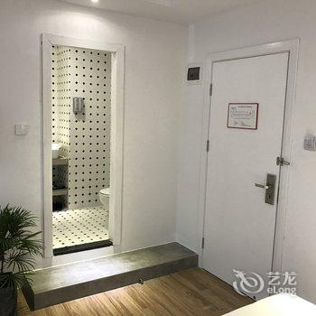 阳光满屋酒店(广西艺术学校麻村地铁站店)酒店提供图片