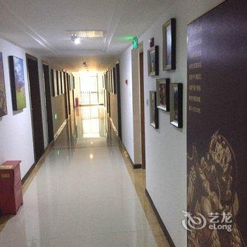 飞鸿精品酒店(红高路地铁站龙城国际店)酒店提供图片