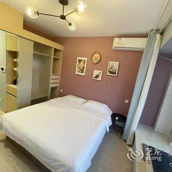 青岛温小姐公寓(中央商务区万达CBD店)酒店提供图片