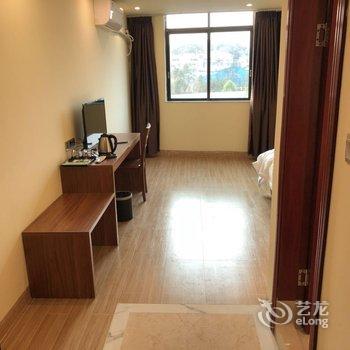 永峰家园(余荫山房景区店)酒店提供图片