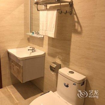 永峰家园(余荫山房景区店)酒店提供图片