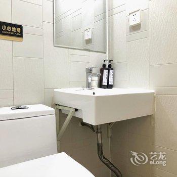 筑美印象酒店式公寓(青岛台东步行街店)酒店提供图片