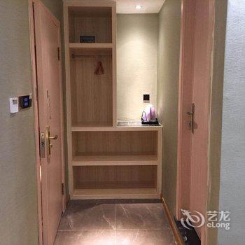 路客HOTELS(华岩寺地铁站店)酒店提供图片