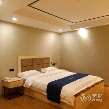 路客HOTELS(华岩寺地铁站店)酒店提供图片