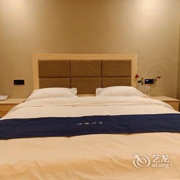 路客HOTELS(华岩寺地铁站店)酒店提供图片