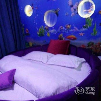 陆良颐景源主题酒店酒店提供图片