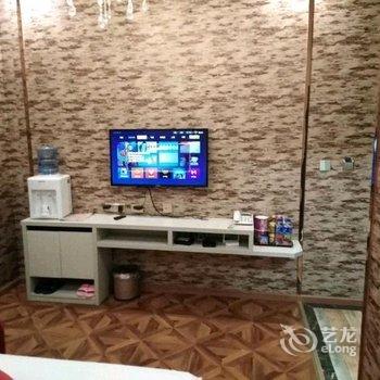 陆良颐景源主题酒店酒店提供图片