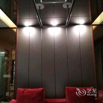 陆良颐景源主题酒店酒店提供图片