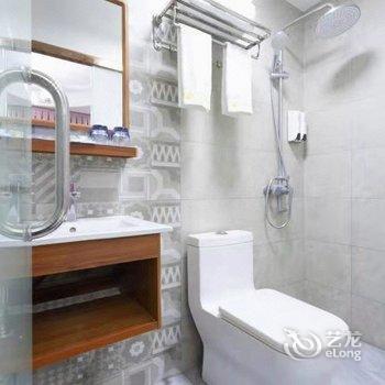 东逸酒店(雅安高铁站店)酒店提供图片