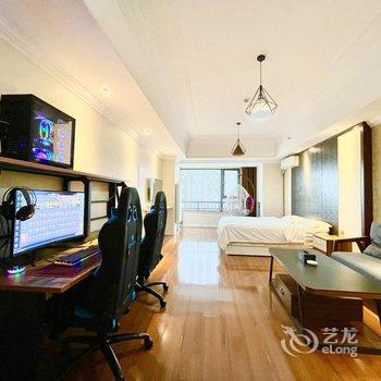 莱漫娜电竞酒店(泰安万达广场店)酒店提供图片