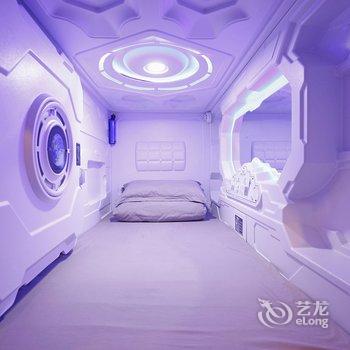 成都自由度太空舱青年旅舍酒店提供图片